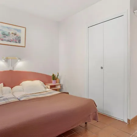 Berliat F2 N°14 Apartment *